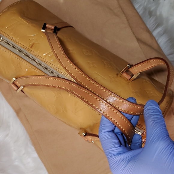 Authentic Louis Vuitton Papillon Vernis - Picture 14 of 16